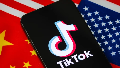 "Tuần lễ đen tối" của TikTok: Từ làn sóng tẩy chay đến nghi án kiểm duyệt chính trị ngay sau khi đổi chủ
