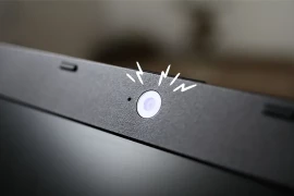 Mã độc đang nhìn lén bạn qua webcam trên laptop