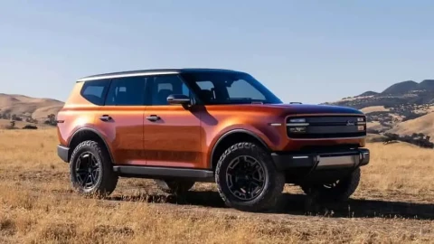 Scout Terra và Traveler chưa ra mắt, nhà máy đã vượt ngân sách hàng tỷ USD