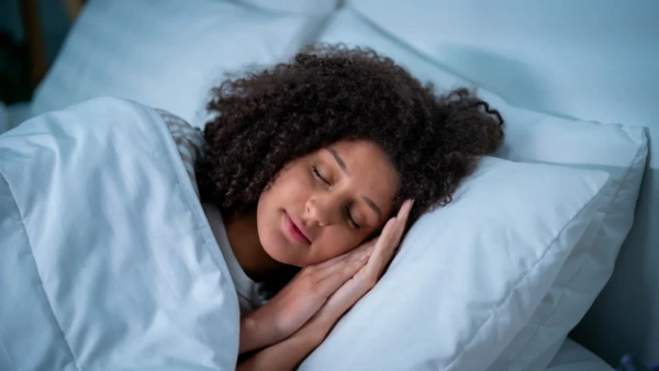 Ngủ đúng cách có thể kéo dài tuổi thọ: Bí quyết 7:1 đang bị 90% người bỏ qua