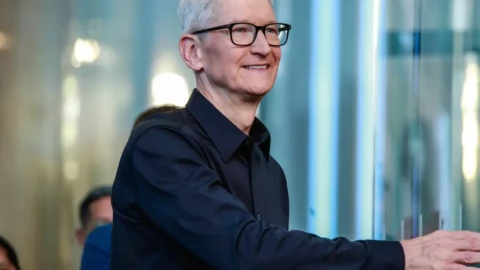 Biên bản cuộc họp nhân viên của CEO Apple Tim Cook tiết lộ: trí tuệ nhân tạo, kế hoạch kế nhiệm và tình trạng thiếu bộ nhớ