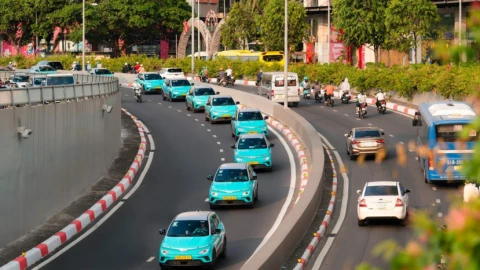Xe điện chính thức vượt xe xăng ở thị trường taxi Việt Nam