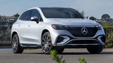 Mercedes-AMG thử nghiệm SUV điện flagship: sức mạnh 1341 mã lực, sạc 330 kW