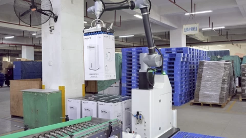 Hóa ra Lumias chung nhà máy với Sharp và DéLonghi