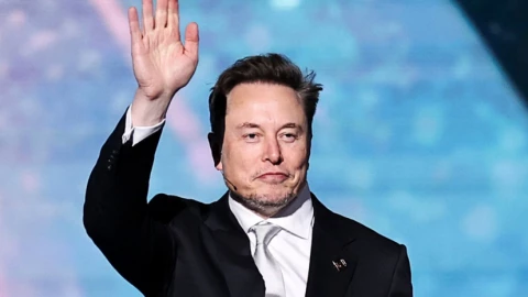 Elon Musk: 20 năm nữa AI sẽ làm việc thay con người, đây là kỹ năng tất cả cần biết để sống sót