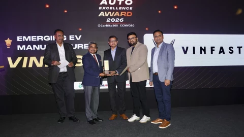 VinFast giành cú đúp giải thưởng về xe điện ở Ấn Độ