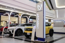 VinFast đặt mục tiêu bán 300.000 ô tô điện, 1 triệu xe máy điện vào năm 2026