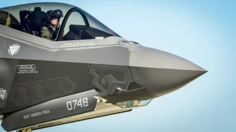 Các máy bay F-35 mới chế tạo thiếu radar? Chuyện thật như đùa