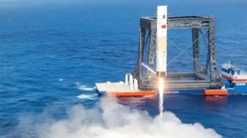 Trung Quốc rốt ráo chuẩn bị đưa người lên Mặt trăng