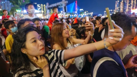 Tết càng đông người online: Nhà mạng lên dây cót ứng cứu nhau nếu có sự cố