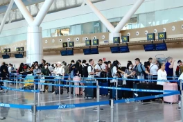 Vé máy bay Tết 2026 lập đỉnh lịch sử: Khứ hồi TP.HCM - Hà Nội chạm mốc 20 triệu đồng