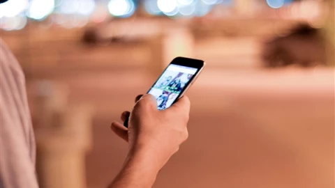 Điện thoại nhỏ gọn thực sự đã lỗi thời, xu hướng mới là màn hình rộng 7 inch