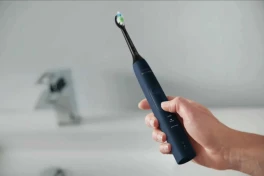 8 lưu ý khi chọn mua bàn chải điện cho bố mẹ, người lớn tuổi