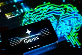 Kiên trì gửi 100.000 câu lệnh, tin tặc tìm cách bắt chước Google Gemini