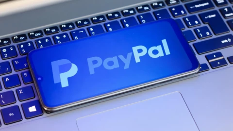 PayPal lộ dữ liệu, người dùng bị buộc đổi mật khẩu