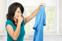 Mùa Nồm Ẩm Ướt: Quần Áo Phơi Cả Tuần Không Khô – Đây Là Cách Giải Cứu!