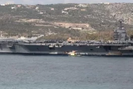 Tàu USS Ford vào vị trí chiến đấu! Iran sẽ sống sót thế nào sau khi Trump ra lệnh khai hỏa?