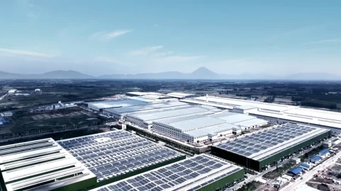 Nhà máy Trung Quốc cứ mỗi 60 giây sản xuất một chiếc ô tô. Làm thế nào làm được như vậy?