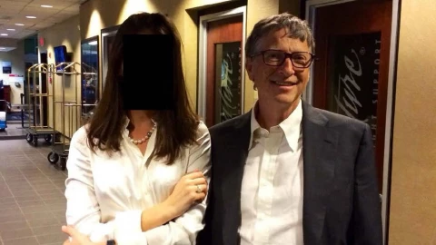 Bill Gates thừa nhận ngoại tình với hai phụ nữ Nga!
