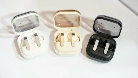 Trên tay Galaxy Buds4 và Buds4 Pro: Thay đổi diện mạo, tập trung vào chất âm và mở rộng hệ sinh thái AI