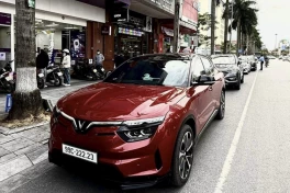 Một chủ xe tuyên bố tiết kiệm tới 25 triệu đồng mỗi tháng khi chuyển sang VinFast VF 8
