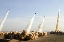 Kho tên lửa Iran đang cạn kiệt, liệu cuộc phản công có thể kéo dài được 30 ngày? Điểm yếu phòng không Mỹ lộ diện.