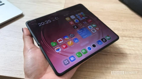 MWC 2026: Oppo xác nhận thương mại hóa toàn cầu Find X9 Ultra và hé lộ công nghệ gập không nếp gấp trên Find N6