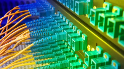 Các nhà mạng lớn đồng loạt tăng giá cước Internet cáp quang tối thiểu lên gần 200.000 đồng