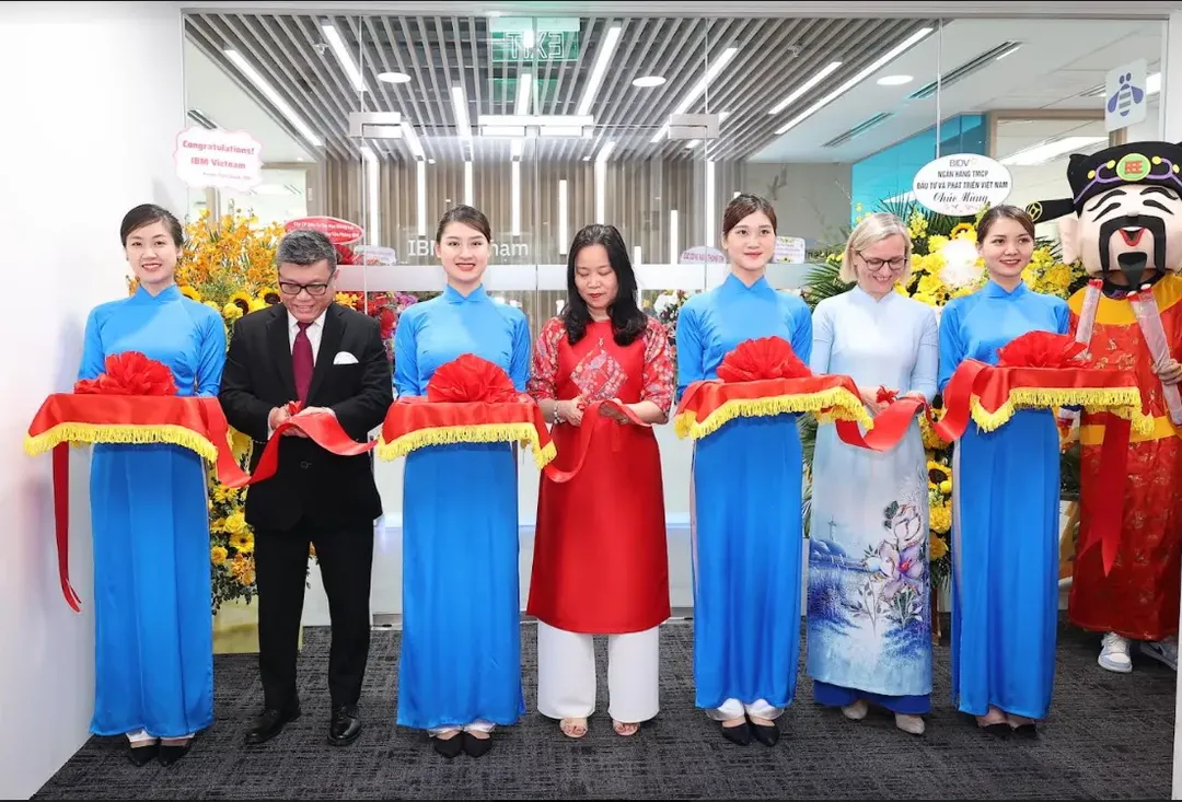 IBM Việt Nam khai trương văn phòng mới tại Hà Nội, hứa hẹn một kỷ nguyên đổi mới cùng doanh nghiệp Việt Nam