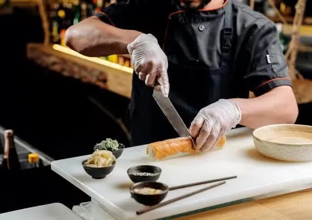 Là món ăn phổ biến toàn cầu, nhưng đây là 8 điều có thể bạn chưa biết về món sushi