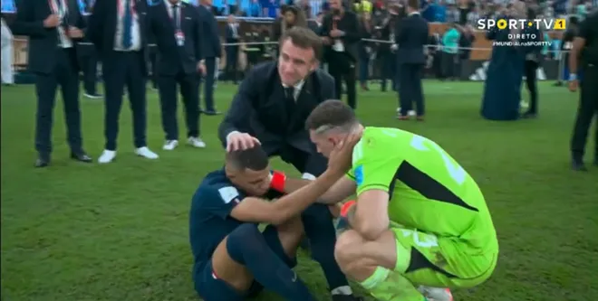 Lập hat-trick tại Chung kết World Cup, Mbappe vẫn bị cầu thủ Argentina chế nhạo