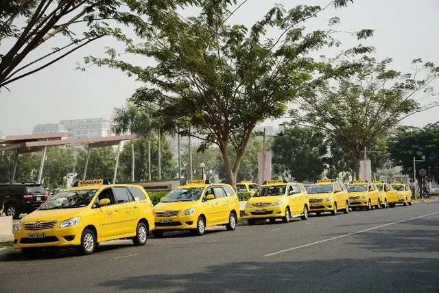 Taxi truyền thống chiêu binh mãi mã, chuẩn bị nghênh chiến công ty taxi của ông Phạm Nhật Vượng 