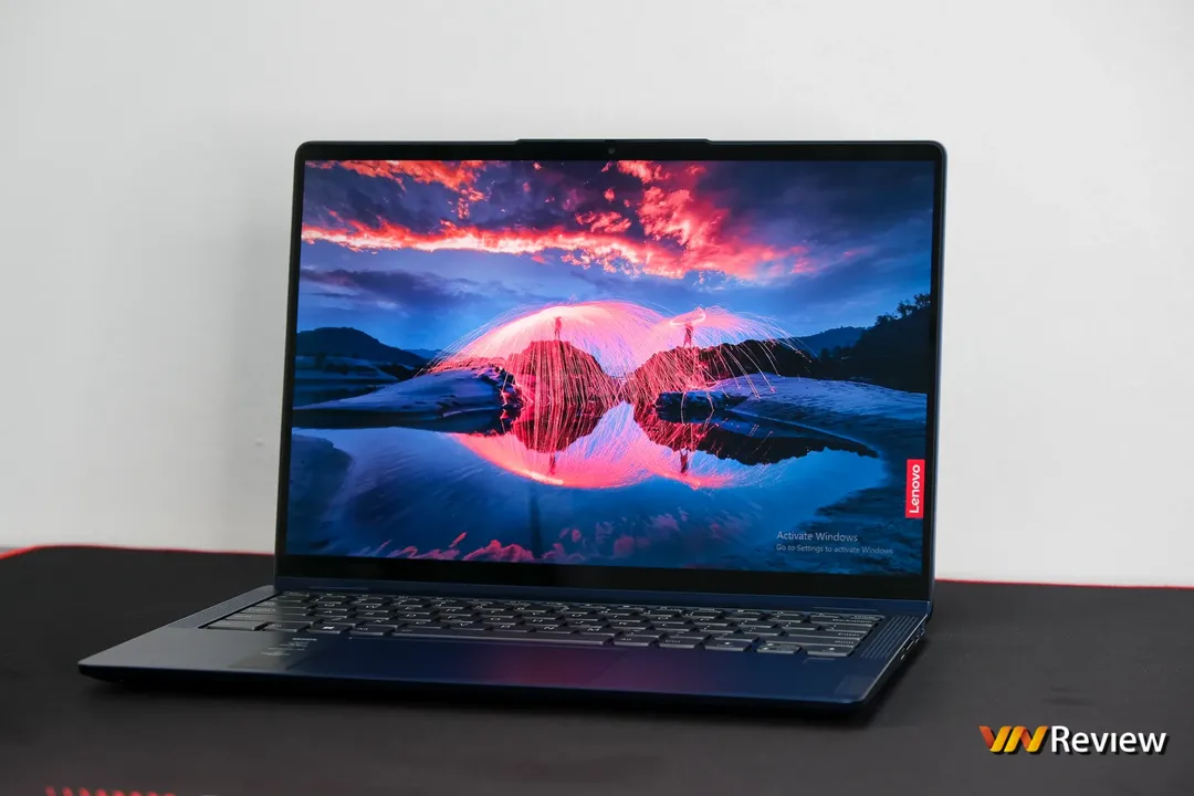 Đánh giá Lenovo IdeaPad Flex 5i Gen 8 (2023): Mua laptop 2-trong-1, không bây giờ thì bao giờ?