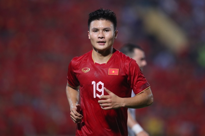 Không sang Thái, Nhật hay Hàn, Quang Hải gia nhập đội bóng V-League