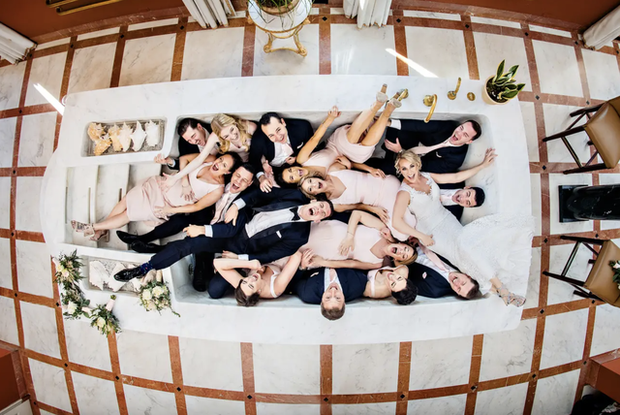 Trầm trồ 12 tấm ảnh  cưới ấn tượng nhất  năm 2023 - không tin nổi họ làm được vậy!