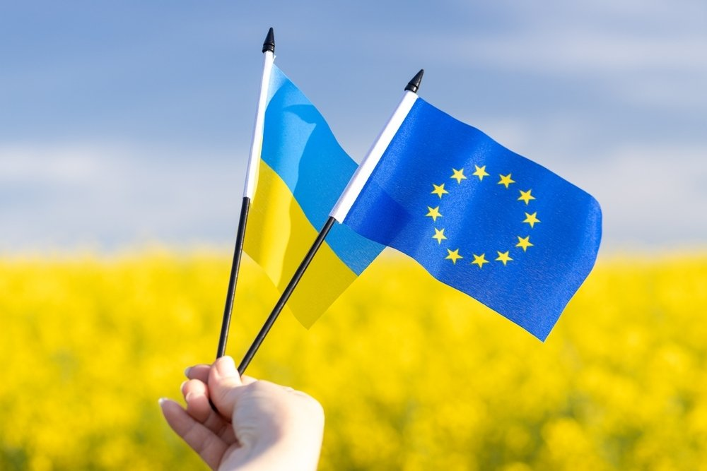 Viện trợ từ Mỹ và phương Tây dần cạn, Zelensky tìm cách xoay xở để Ukraine gia nhập EU