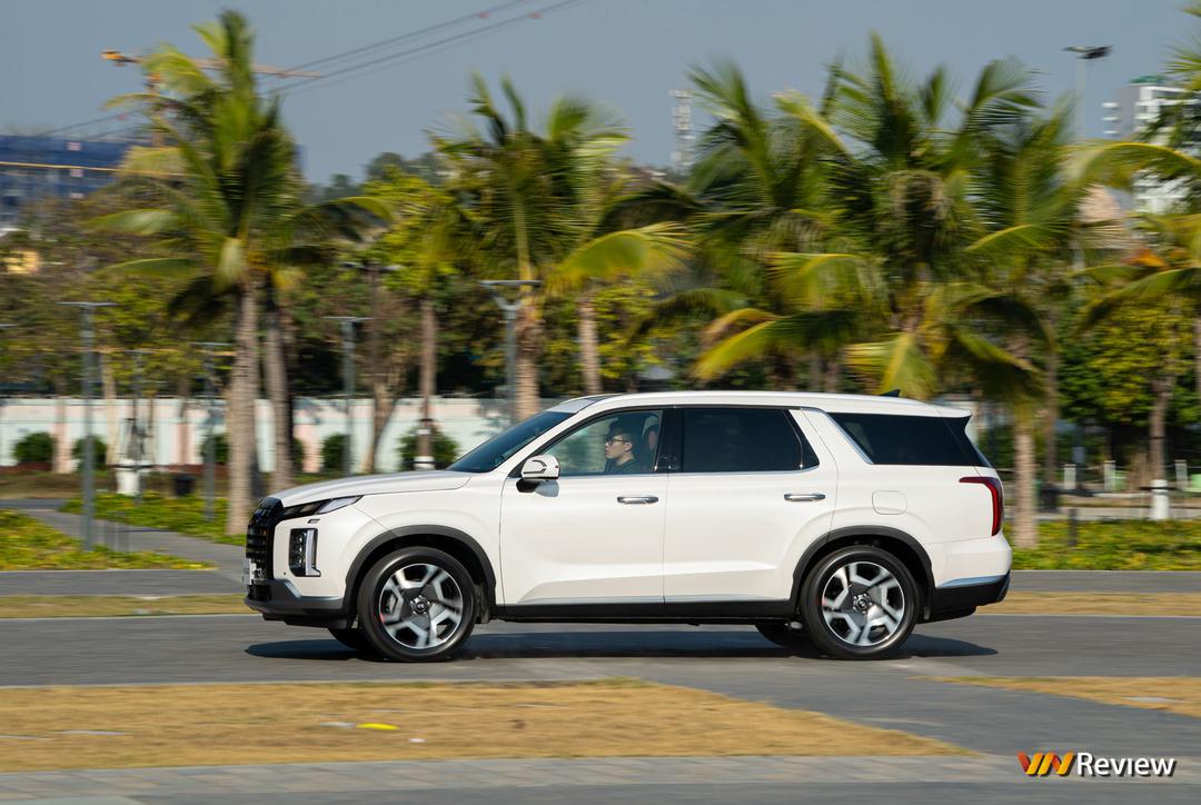 Trải nghiệm Hyundai Palisade 2023: 'Món ngon' khó cưỡng trong phân khúc hơn SUV cỡ lớn