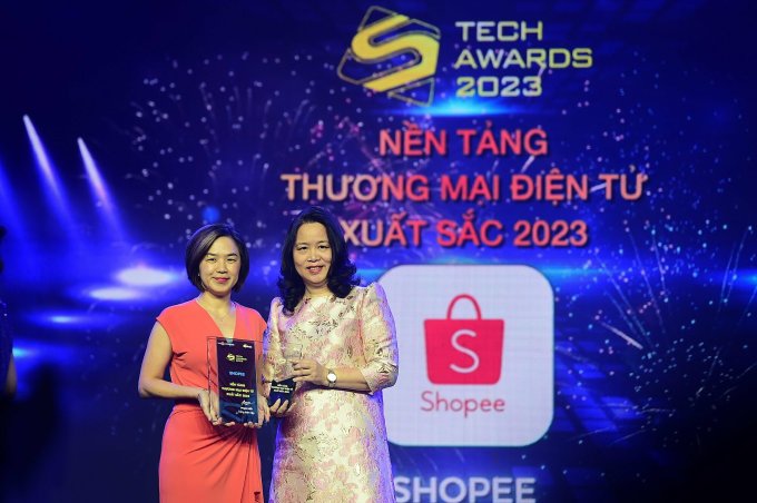 VnExpress công bố sản phẩm công nghệ xuất sắc trong năm tại Tech Awards 2023