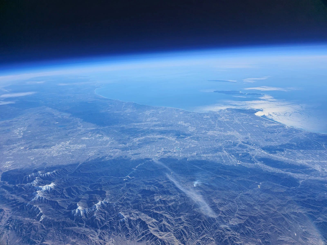 Mời ngắm loạt ảnh chụp trái đất từ không gian bằng Galaxy S24 Ultra