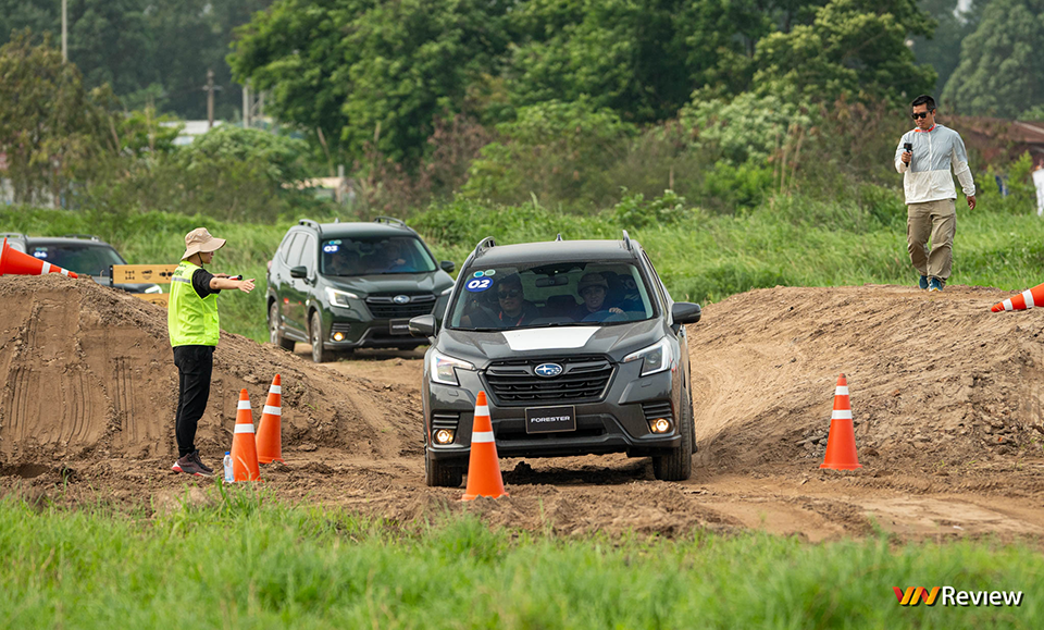 Subaru mời khách hàng lái thử off-road 10 dạng địa hình ngay tại thủ đô, nhiều bài lần đầu xuất hiện
