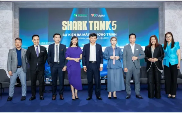 thumbnail - Shark Tank trên TV thôi, ngoài đời là "cá mập" gỗ???