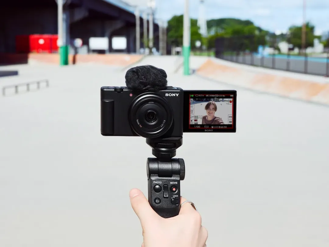 Sony mở rộng dải sản phẩm Vlog với máy ảnh ZV-1F: dồn toàn lực cho việc quay video, live stream, hỗ trợ tối đa cho dân creator, streamer