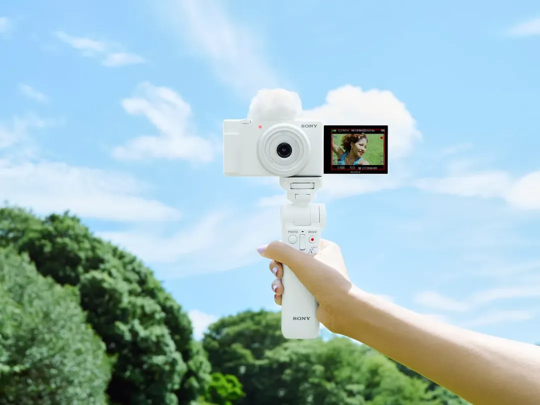 Sony mở rộng dải sản phẩm Vlog với máy ảnh ZV-1F: dồn toàn lực cho việc quay video, live stream, hỗ trợ tối đa cho dân creator, streamer