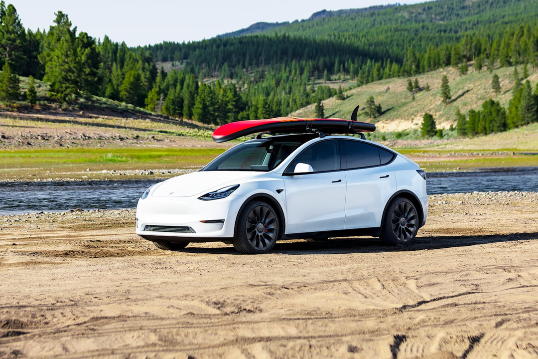 Tesla Model Y đột tử sau 24 giờ nhận xe
