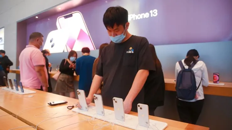 Người dùng tẩy chay bằng mồm, Apple trở lại vị trí số 1 Trung Quốc
