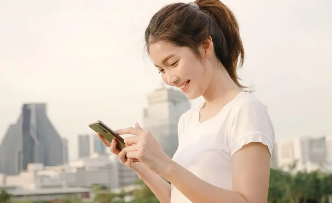 Ét-Ô-Ét: Nghiện smartphone có thể làm suy kiệt sức khỏe tinh thần các bông tuyết Gen Z 