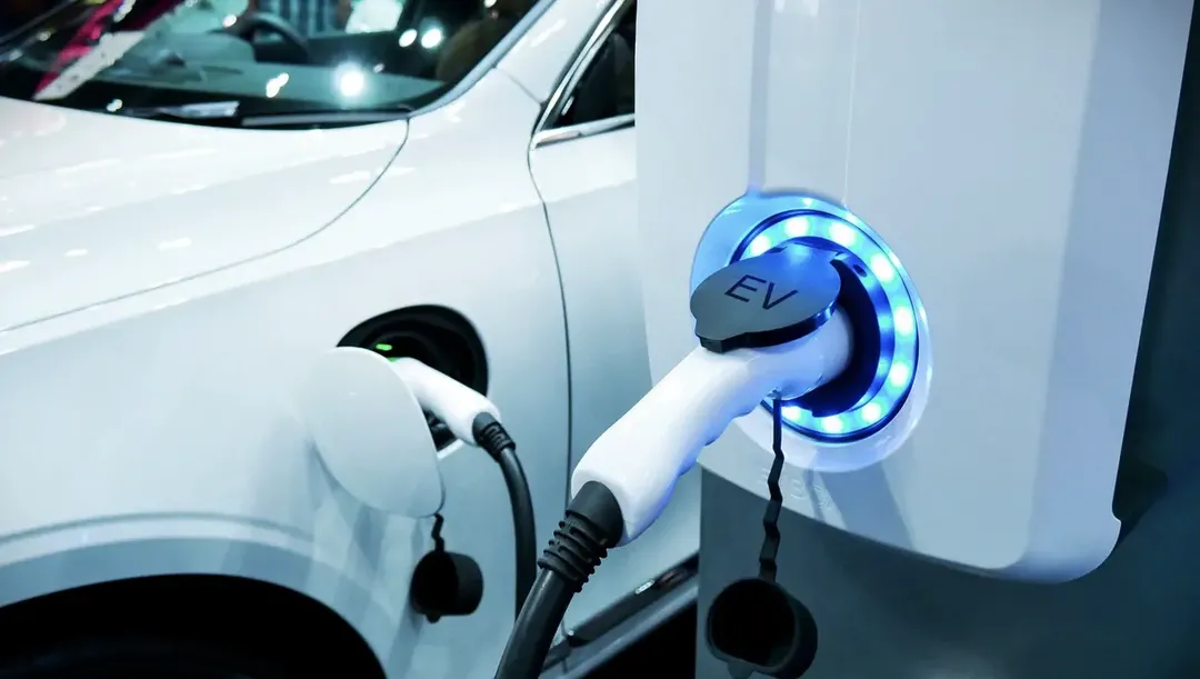 Xe ô tô điện có thực sự cần bảo dưỡng ít hơn xe xăng?