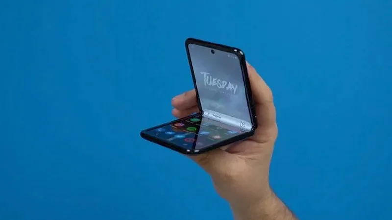 Samsung Galaxy Z Flip, Galaxy Z Fold mới khi nào ra mắt?