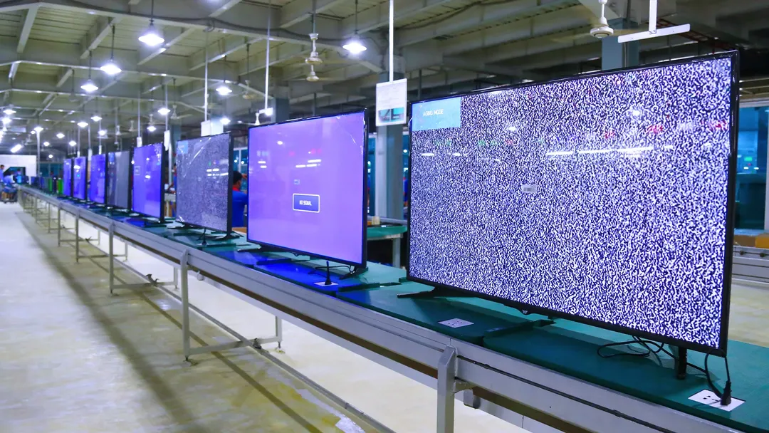 Liệu 1 chiếc TV OLED giá rẻ có đáng để mua?