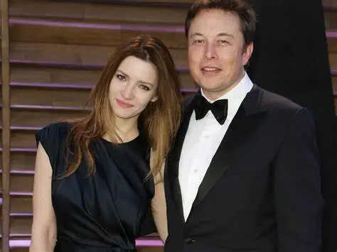 Người phụ nữ khiến Elon Musk đã theo đuổi để cho cô xem tên lửa, đính hôn sau 10 ngày hẹn hò và ly hôn 3 lần trong 8 năm